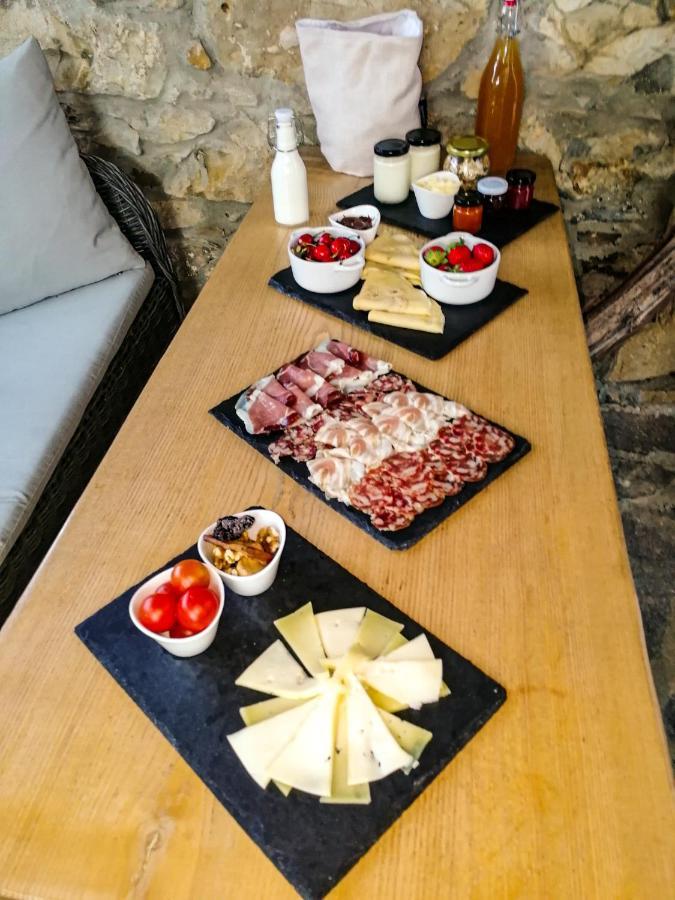Apartment Villa Irena Great For A Family Holiday With Free Parking And Ev Station Ajdovscina Luaran gambar