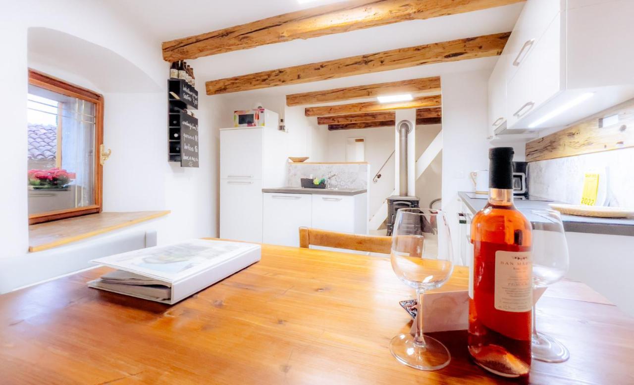 Apartment Villa Irena Great For A Family Holiday With Free Parking And Ev Station Ajdovscina Luaran gambar