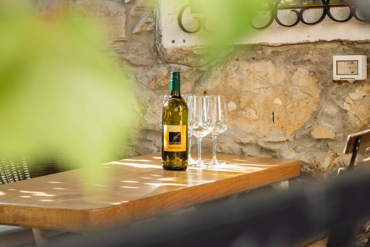 Apartment Villa Irena Great For A Family Holiday With Free Parking And Ev Station Ajdovscina Luaran gambar
